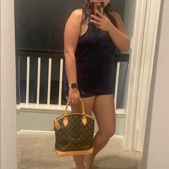 Louis Vuitton Lockit w/ Authentication tag - Picture 8 of 9